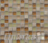 Мозаика на сетке стеклянная со вставками из натурального камня